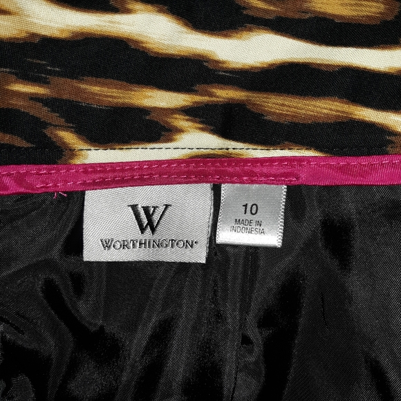 😻XMAS SALE🎄Lovely Leopard Skirt! - Picture 4 of 9